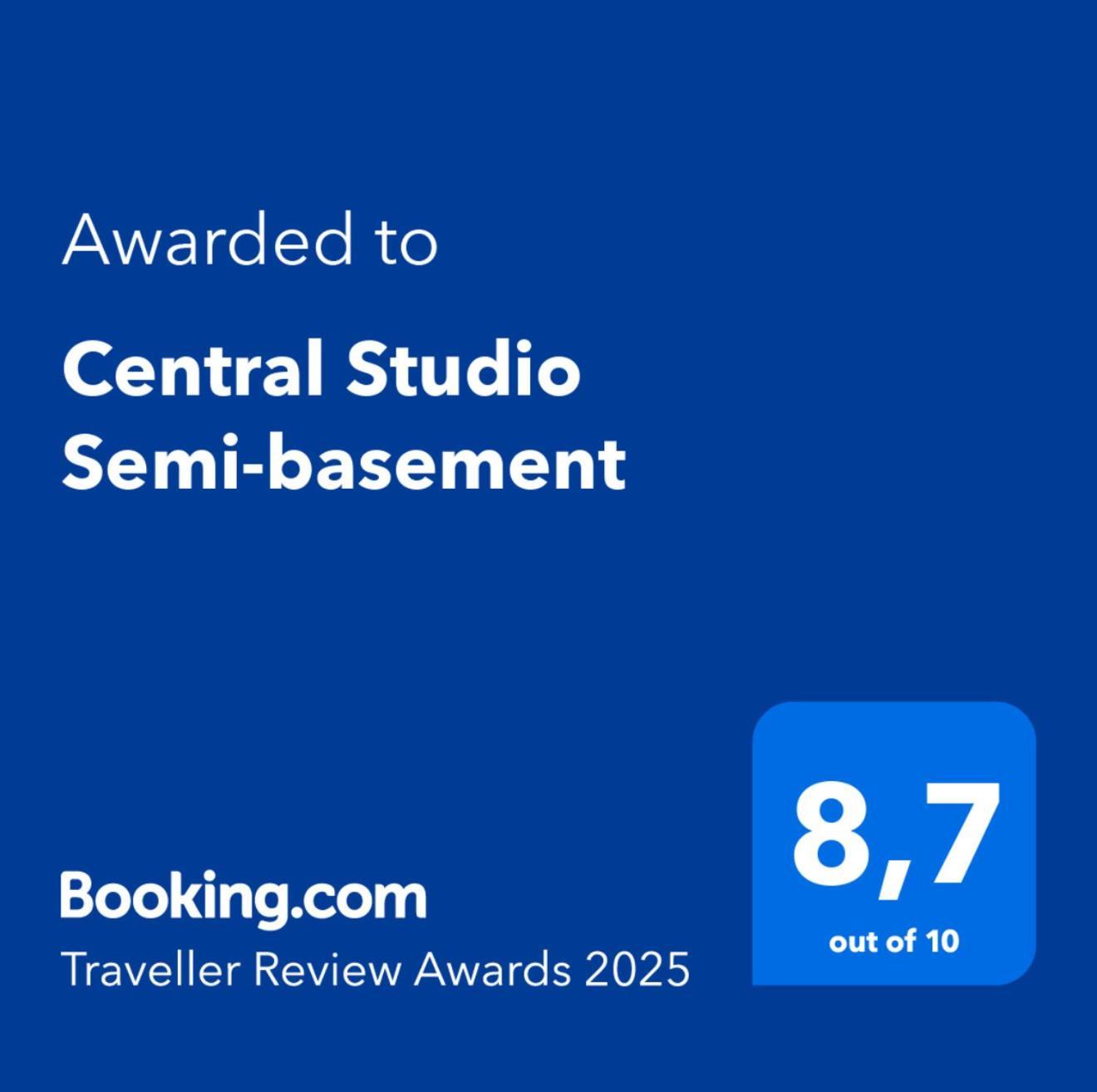 Central Studio Semi-Basement Heraklion Exterior foto